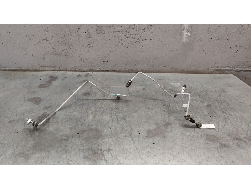 Recambio de tubos aire acondicionado para dacia sandero ii tce 90 (b8m1, b8ma) referencia OEM IAM 924402791r  
