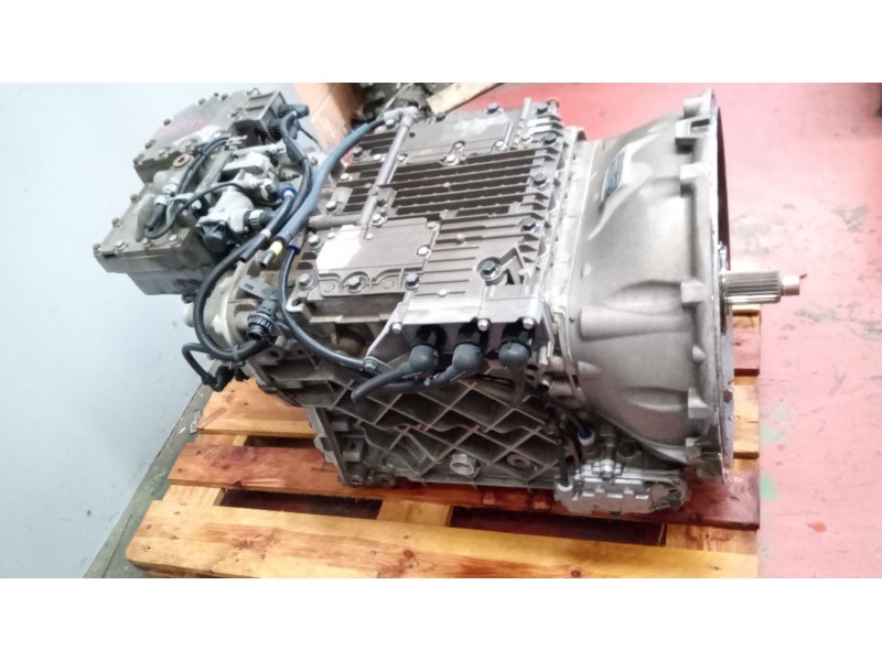 Recambio de caja cambios para renault magnum ab diesel referencia OEM IAM AT2412D 1100173109 3190585