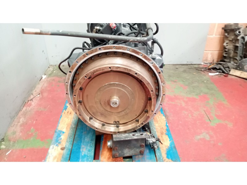 Recambio de caja cambios para iveco magirus ad410t45 referencia OEM IAM TC551 06A05 8820001145