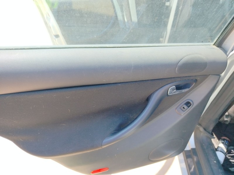 seat toledo (1m2) del año 2003