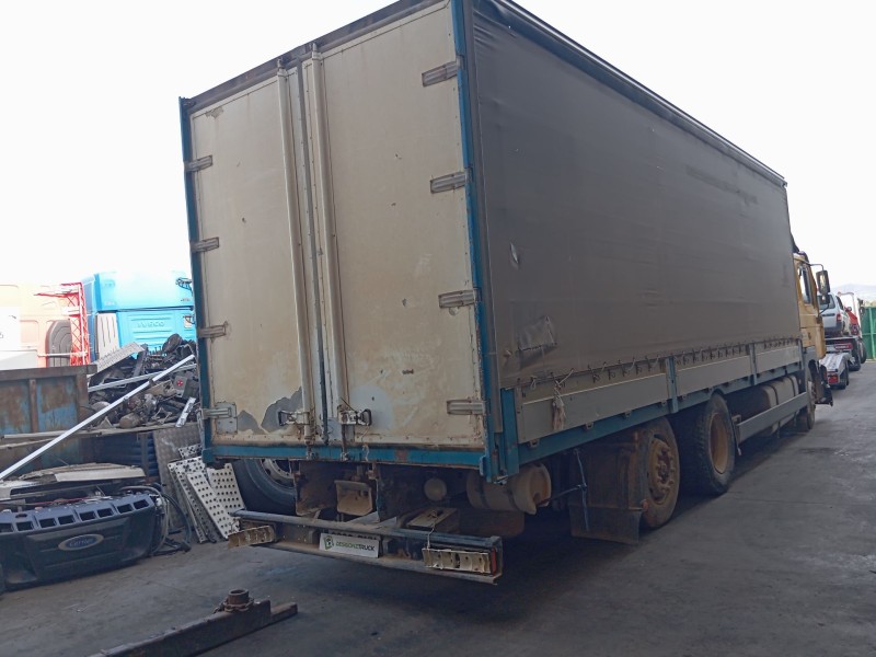 man f 2000 23./26.xxx del año 2002