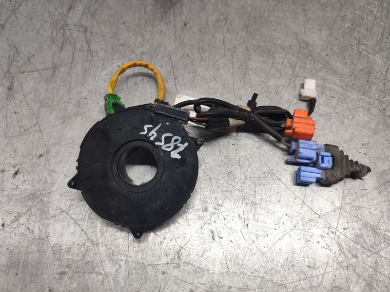 Recambio de anillo airbag para kia carens 2.0 crdi ex monovolumen referencia OEM IAM KH2B470135  