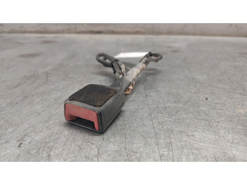 Recambio de enganche de cinturon delantero izquierdo para kia niro i (de) e-niro referencia OEM IAM   