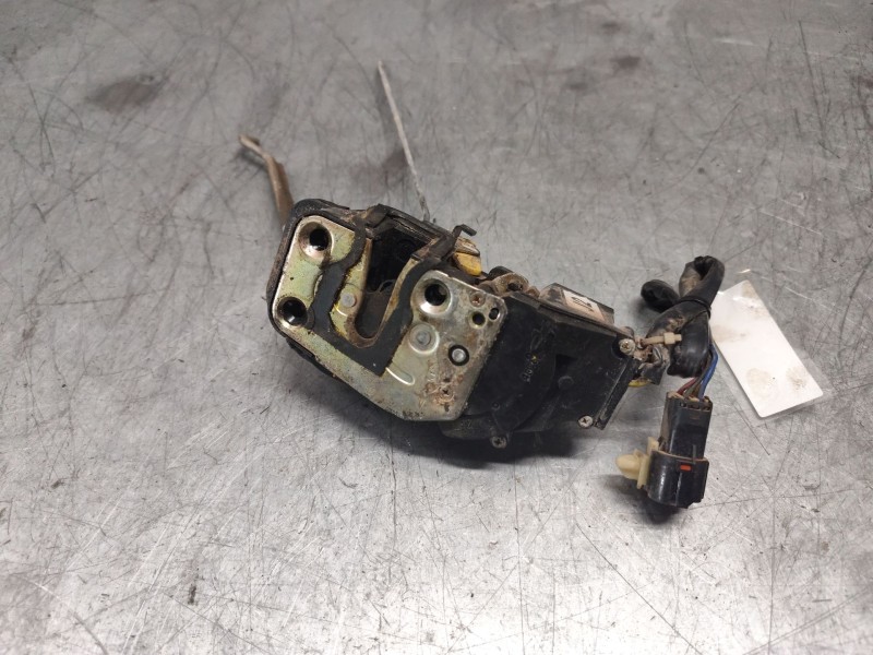 Recambio de cerradura puerta delantera izquierda para kia carens 2.0 crdi ex monovolumen referencia OEM IAM   