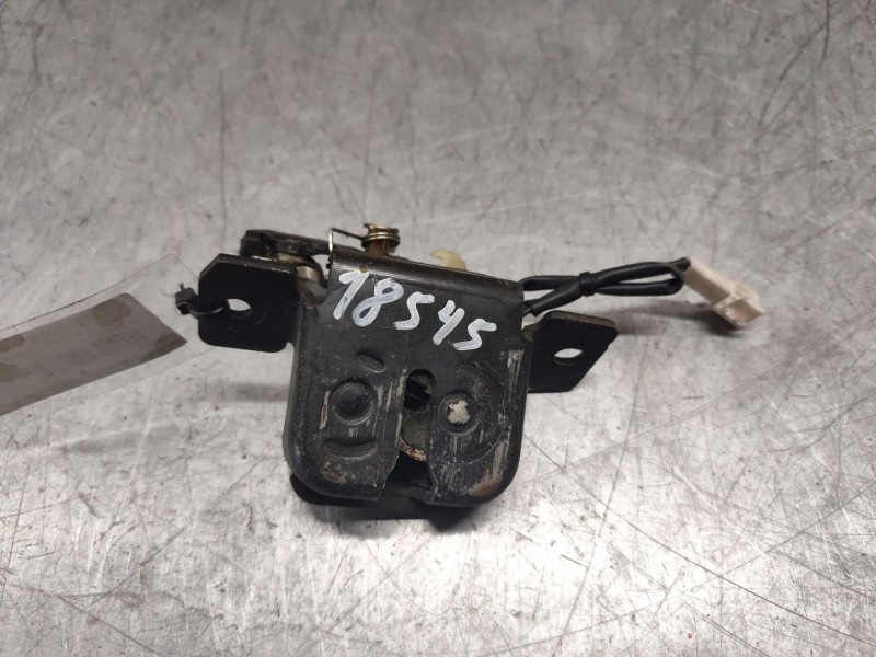 Recambio de cerradura maletero / porton para kia carens 2.0 crdi ex monovolumen referencia OEM IAM   