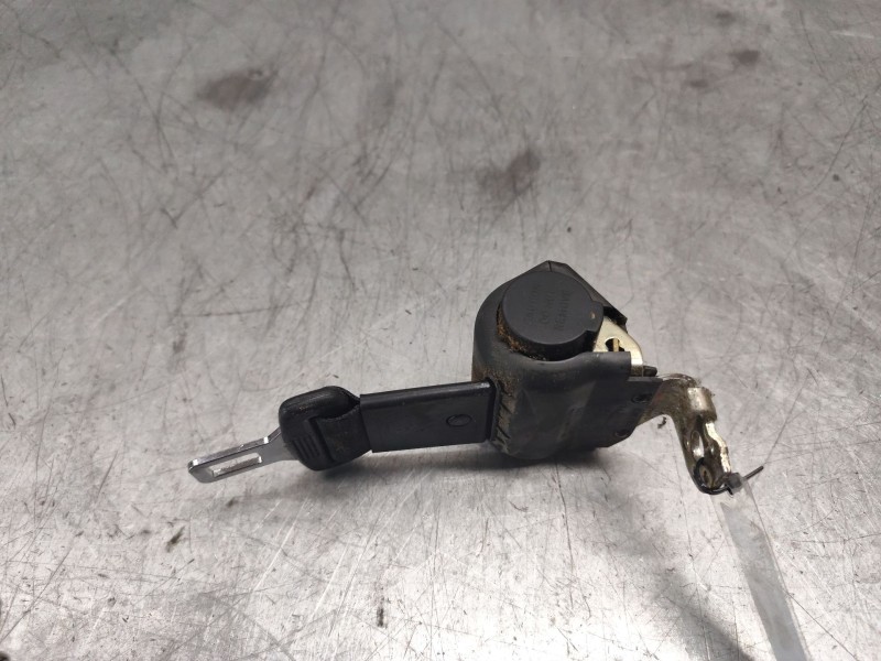 Recambio de cinturon seguridad trasero central para volkswagen passat berlina (3b2) comfortline referencia OEM IAM 3B0857813B  