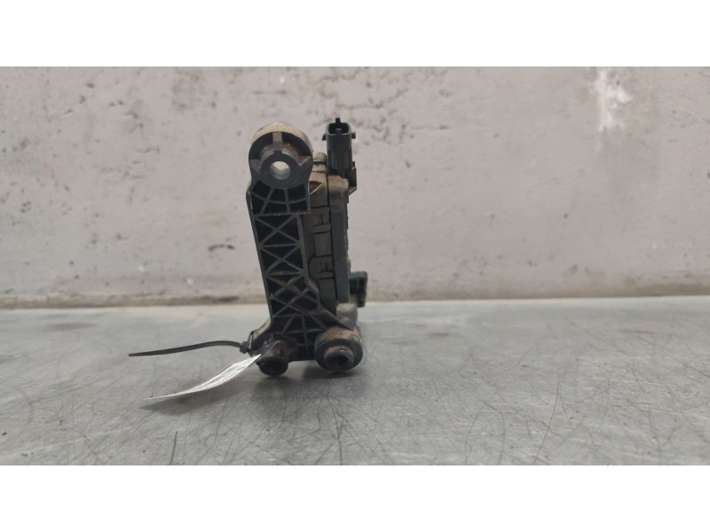 Recambio de pedal acelerador para hyundai tucson (jm) 2.0 referencia OEM IAM 327001FXXX  