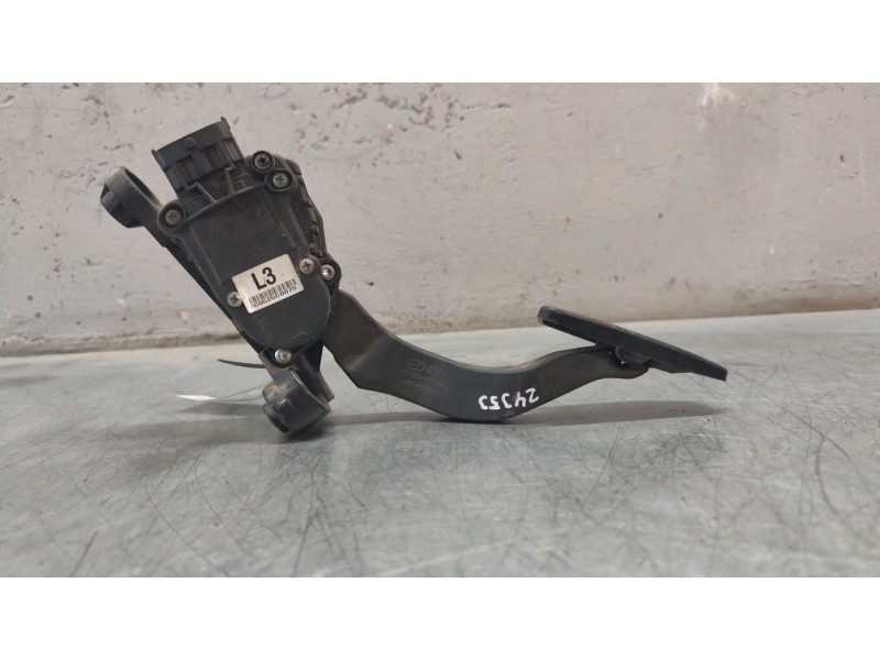 Recambio de pedal acelerador para hyundai tucson (jm) 2.0 referencia OEM IAM 327001FXXX  