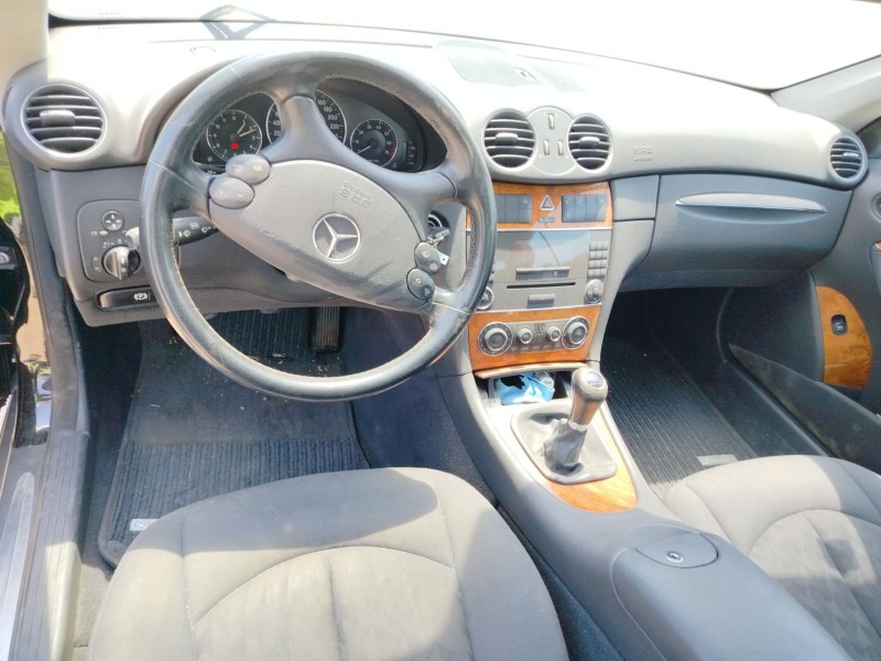 mercedes-benz clk (c209) del año 2003