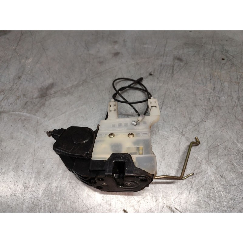 Recambio de cerradura puerta delantera derecha para hyundai tucson (jm) 2.0 crdi comfort (4wd) referencia OEM IAM   