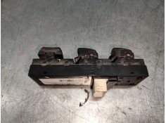 Recambio de mando elevalunas delantero izquierdo para hyundai tucson (jm) 2.0 crdi comfort (4wd) referencia OEM IAM    2