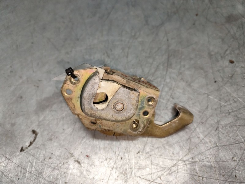 Recambio de cerradura puerta delantera derecha para seat marbella 0.9 referencia OEM IAM   