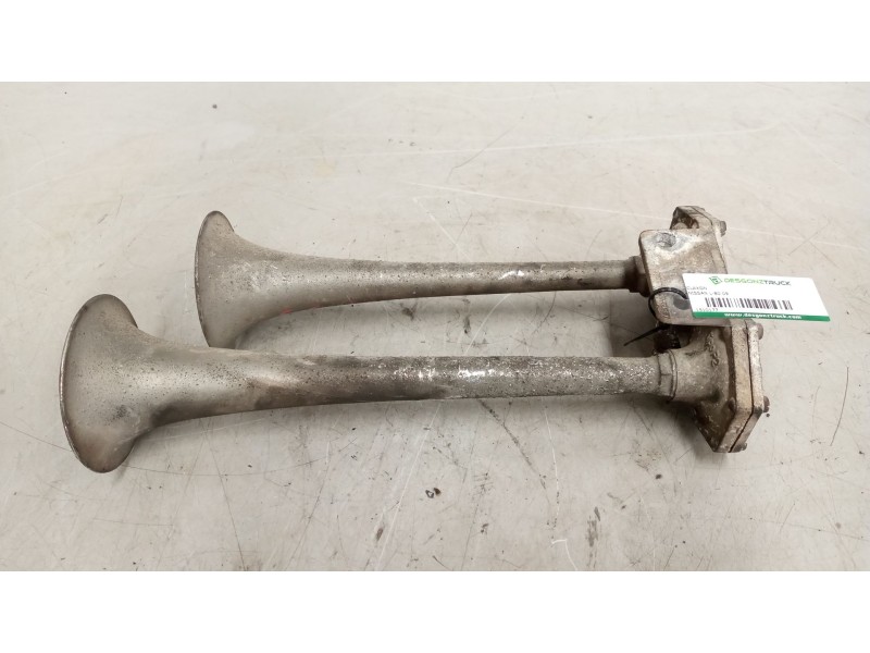 Recambio de claxon para nissan l-80.09 referencia OEM IAM   TROMPETA