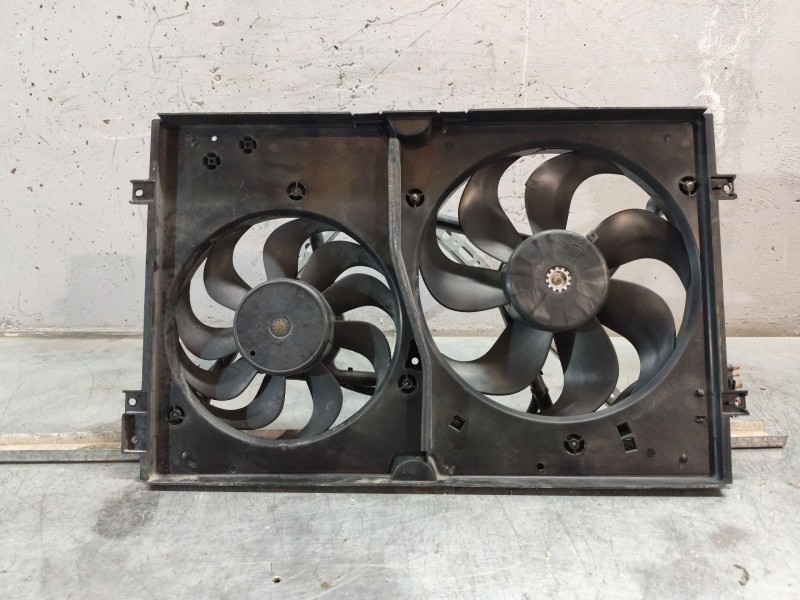 Recambio de electroventilador para seat toledo (1m2) select referencia OEM IAM 1J0121205B  