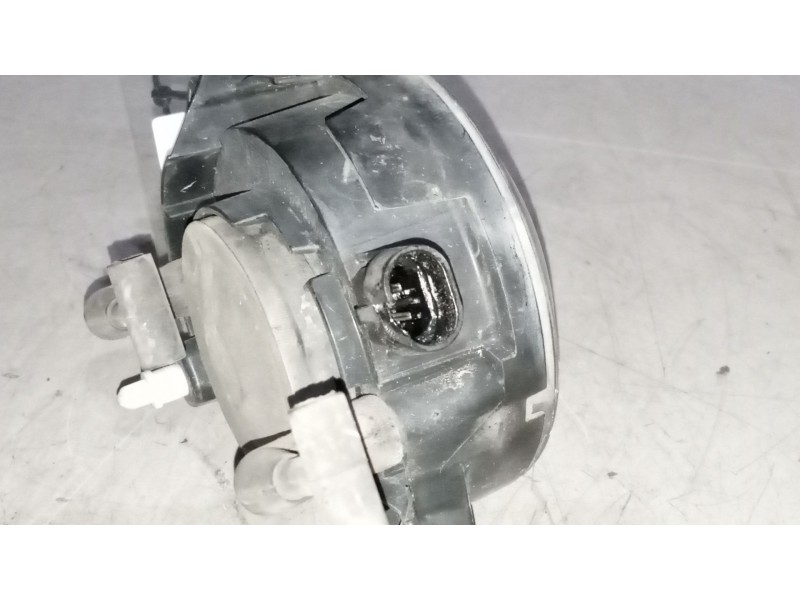 Recambio de faro antiniebla derecho para daf serie xf105.xxx 12.9 diesel referencia OEM IAM   