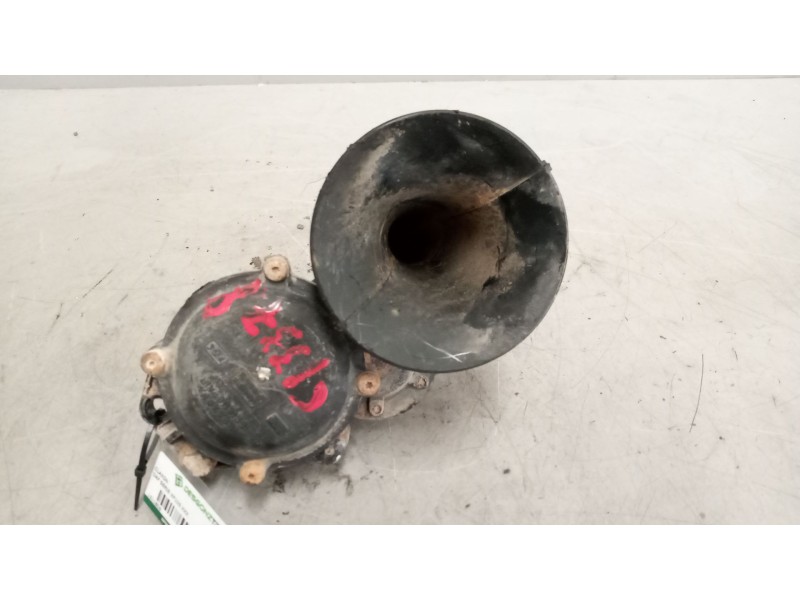 Recambio de claxon para daf serie xf105.xxx 12.9 diesel referencia OEM IAM   