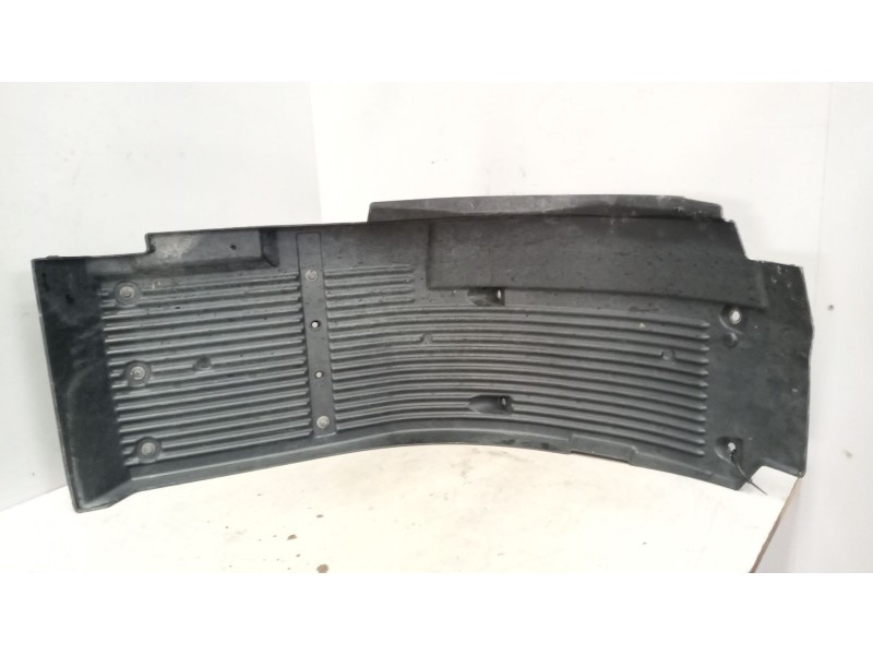 Recambio de guardabarros delantero derecho para volvo fh xxx 12.8 diesel referencia OEM IAM 82141524  