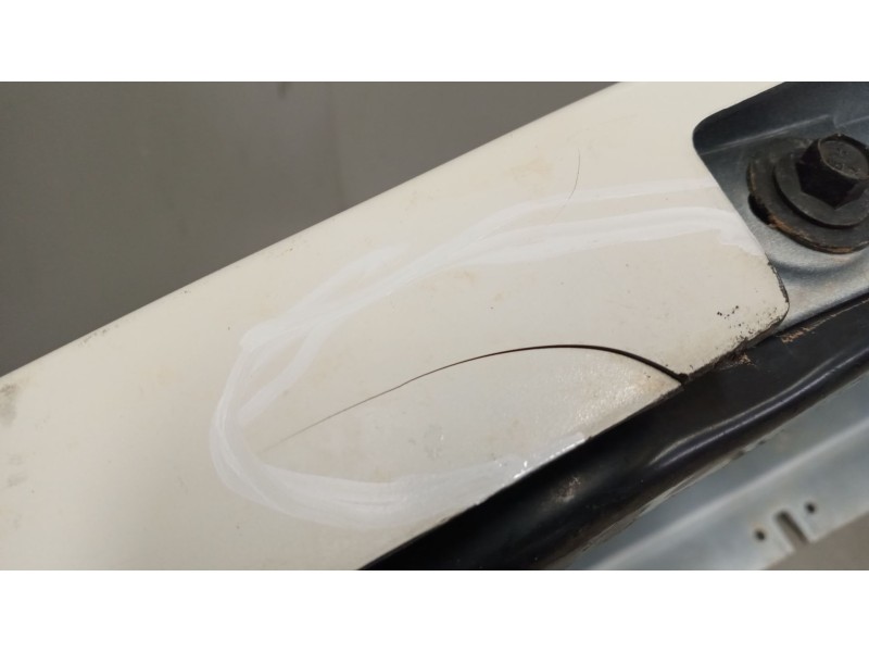 Recambio de moldura trasera cabina para volvo fh xxx 12.8 diesel referencia OEM IAM 82180201  DERECHA