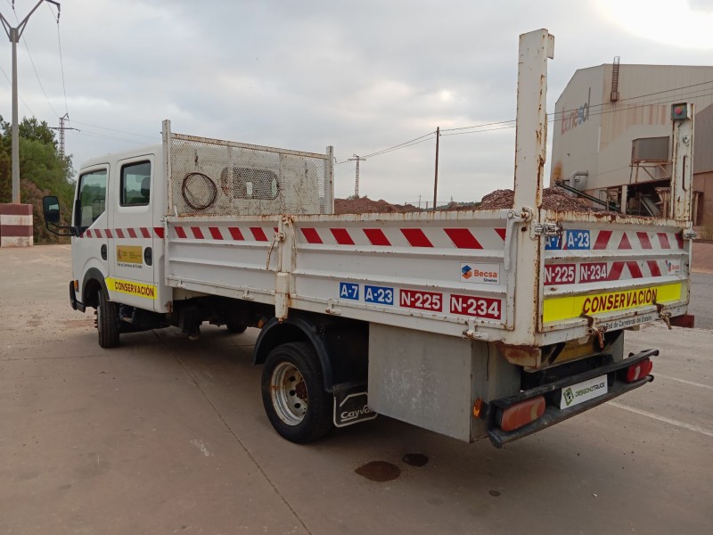 nissan cabstar (f24m, f24w) del año 2013