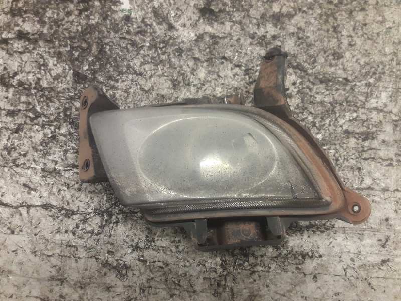 Recambio de faro antiniebla derecho para hyundai i30 1.6 crdi cat referencia OEM IAM   