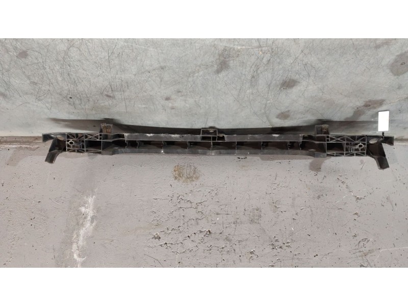 Recambio de refuerzo paragolpes delantero para peugeot 206 berlina xt referencia OEM IAM 9628636380  