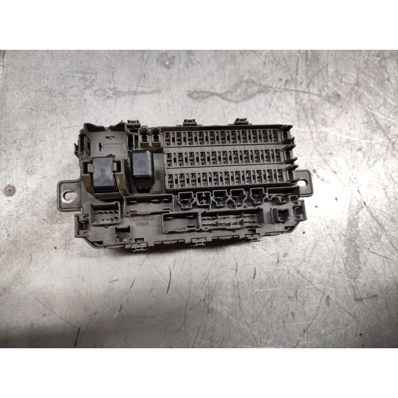 Recambio de caja reles / fusibles para honda civic berlina 3/4 (ej/ek) 1.4 referencia OEM IAM 38600S04G0  