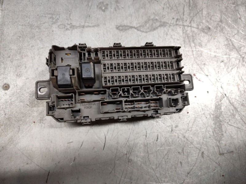 Recambio de caja reles / fusibles para honda civic berlina 3/4 (ej/ek) 1.4 referencia OEM IAM 38600S04G0  