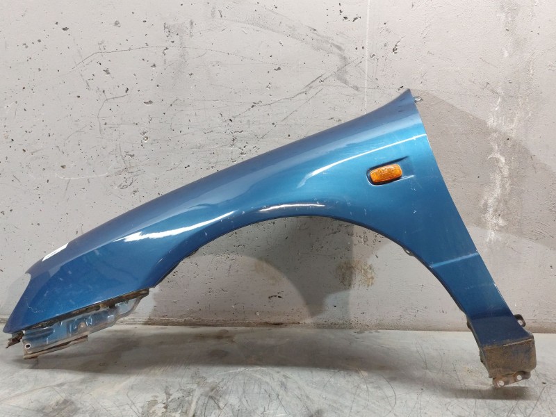 Recambio de aleta delantera izquierda para nissan primera (p11) 1.8 16v referencia OEM IAM   