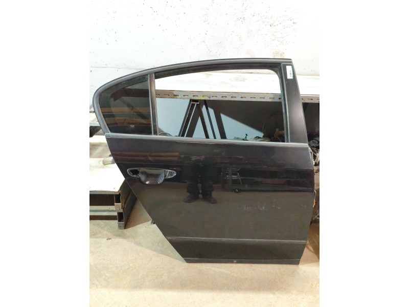 Recambio de puerta trasera derecha para volkswagen passat b6 (3c2) 2.0 tdi referencia OEM IAM   