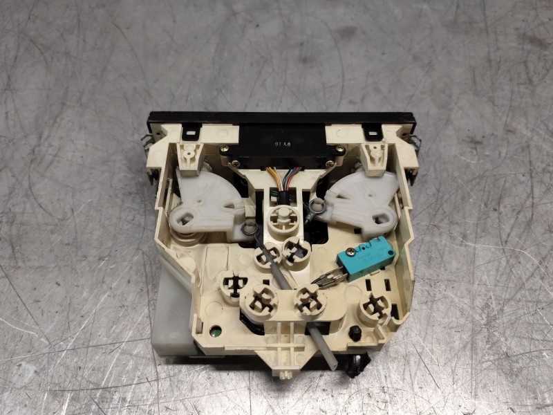 Recambio de mando calefaccion / aire acondicionado para mazda 626 berlina (gf) 2.0 ditd ac referencia OEM IAM   