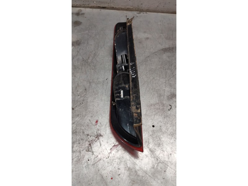 Recambio de piloto trasero derecho para ford focus lim. (cb4) 1.6 tdci cat referencia OEM IAM   