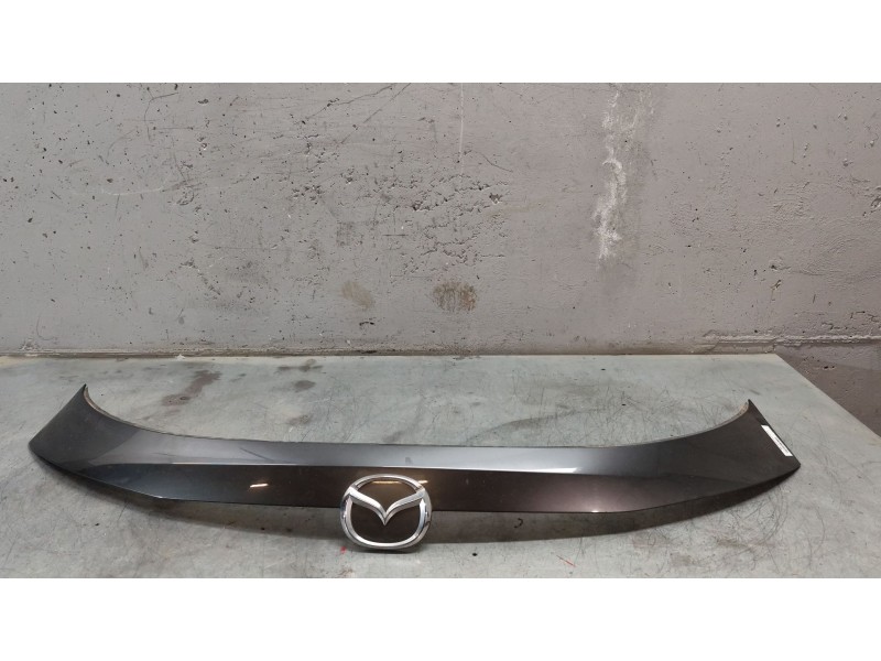 Recambio de molduras traseras para mazda cx-5 (kf) 2.2 d referencia OEM IAM  PORTON 
