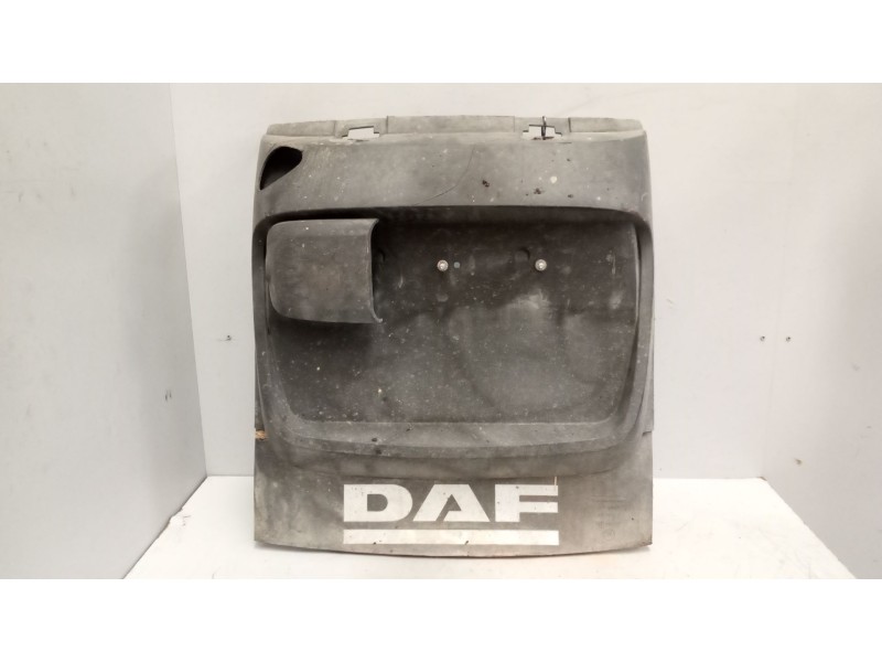 Recambio de guardabarros trasero derecho para daf serie xf105.xxx 12.9 diesel referencia OEM IAM   