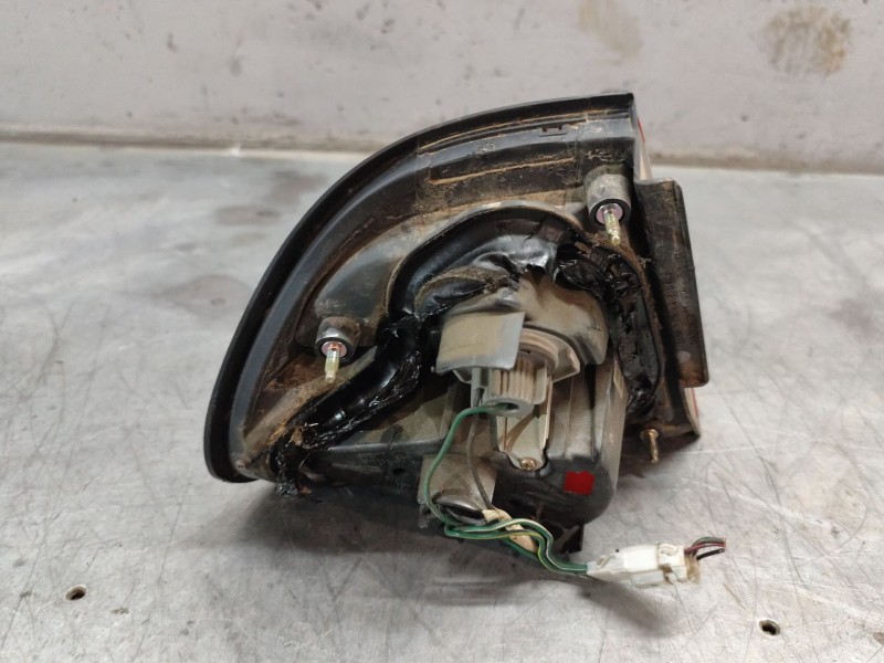 Recambio de piloto trasero derecho para nissan almera i hatchback (n15) 2.0 d referencia OEM IAM   