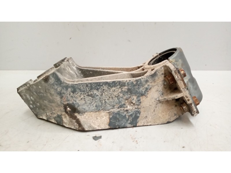 Recambio de soporte guardabarros trasero para daf serie xf105.xxx 12.9 diesel referencia OEM IAM   