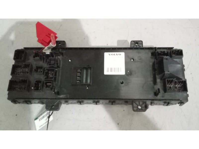 Recambio de caja reles / fusibles para volvo fm xxx 12.8 diesel referencia OEM IAM 22619989  