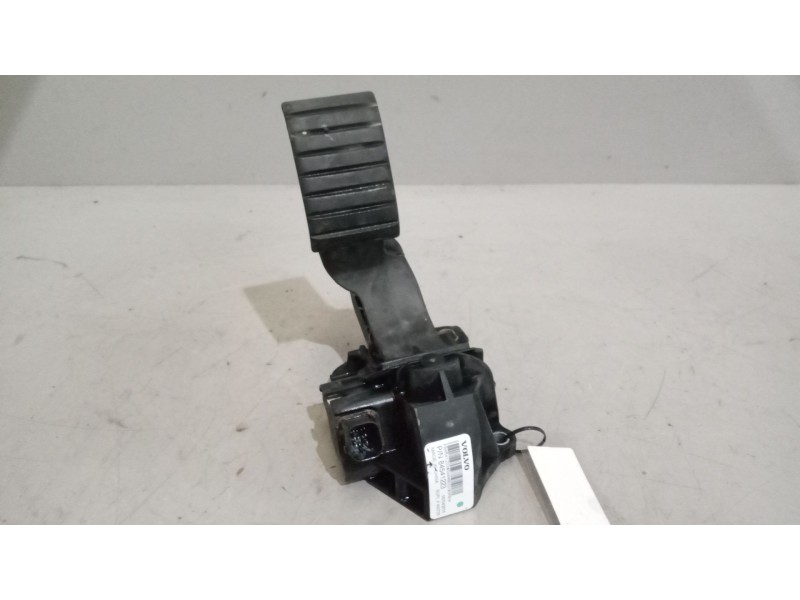 Recambio de pedal acelerador para volvo fm xxx 12.8 diesel referencia OEM IAM 84541223  