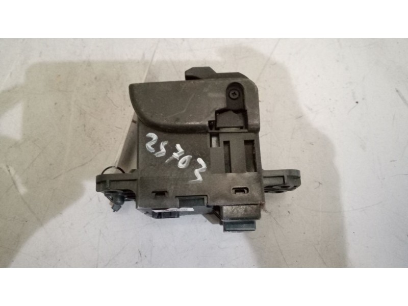 Recambio de palanca freno de mano para volvo fm xxx 12.8 diesel referencia OEM IAM 22107830  