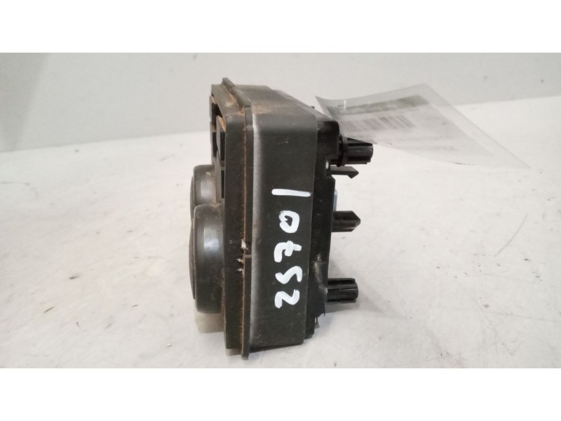 Recambio de mando calefaccion / aire acondicionado para volvo fh xxx 12.8 diesel referencia OEM IAM 22711933  