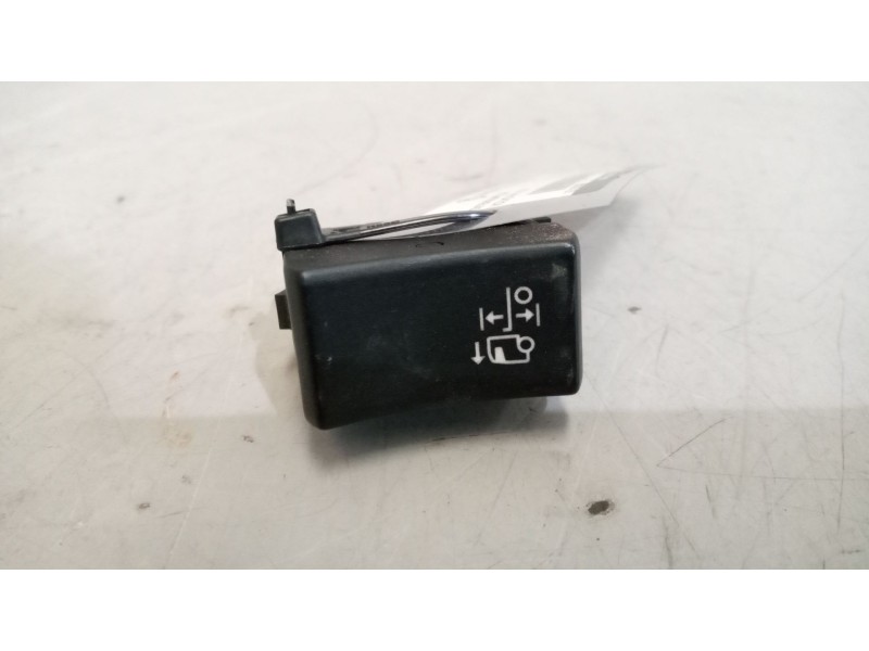 Recambio de interruptor para volvo fm xxx 12.8 diesel referencia OEM IAM 21211193  