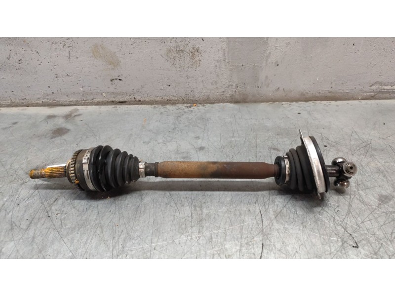 Recambio de transmision delantera izquierda para renault megane i grandtour (ka0/1_) 1.6 e (ka0f) referencia OEM IAM   