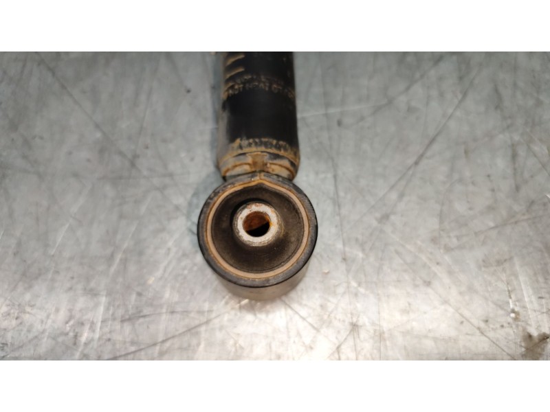 Recambio de amortiguador trasero para skoda fabia (5j2 ) active referencia OEM IAM 6Q0513025R  