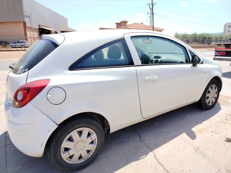 opel corsa d del año 2007