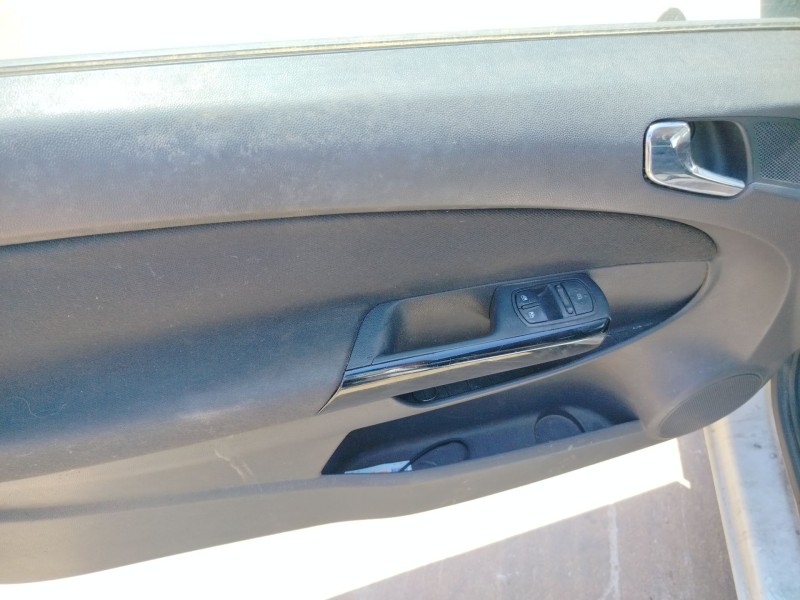 opel corsa d del año 2007