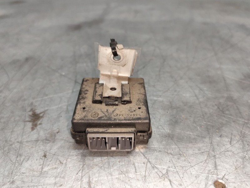 Recambio de modulo electronico para mazda 626 berlina (gf) 2.0 ditd ac referencia OEM IAM LC62675G2  