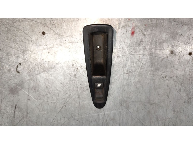 Recambio de mando elevalunas trasero derecho para citroën c4 i (lc_) 1.6 16v referencia OEM IAM   