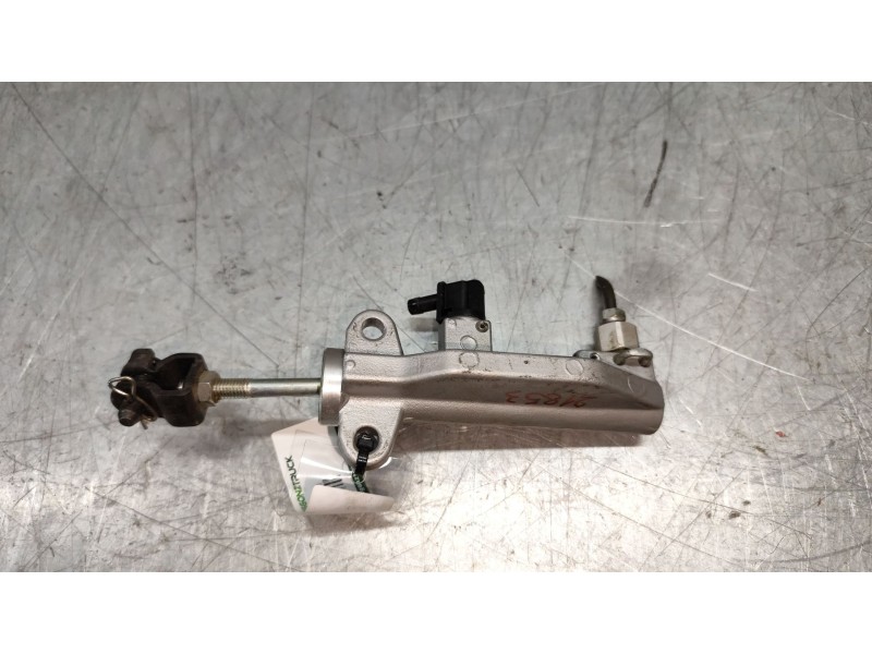 Recambio de bomba embrague para honda civic berlina 5 (fk) 2.2 i-ctdi executive referencia OEM IAM   