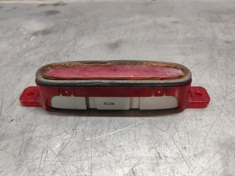 Recambio de luz central de freno para mazda 3 berlina (bk) 1.6 crdt active referencia OEM IAM   