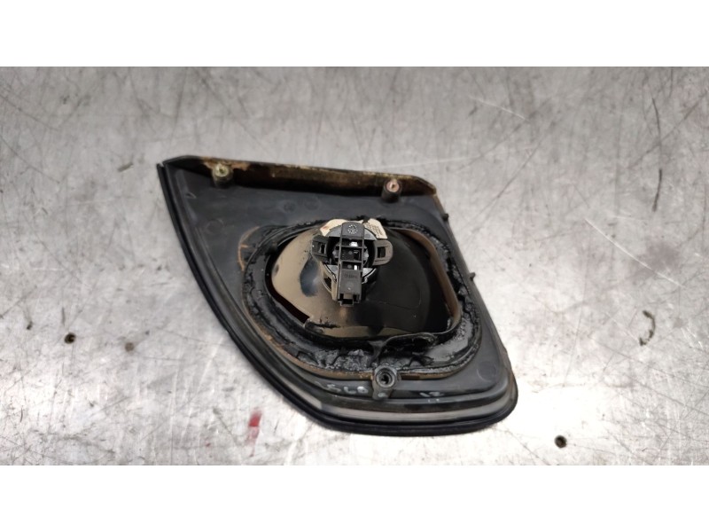 Recambio de piloto trasero izquierdo interior para nissan primera (p11) 1.8 16v referencia OEM IAM   