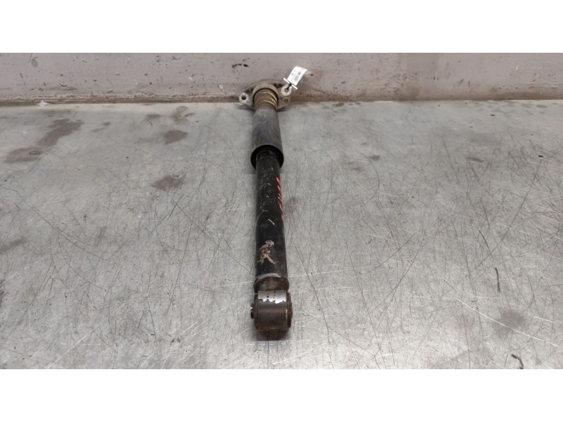 Recambio de amortiguador trasero para volkswagen golf iv (1j1) 1.9 tdi referencia OEM IAM   